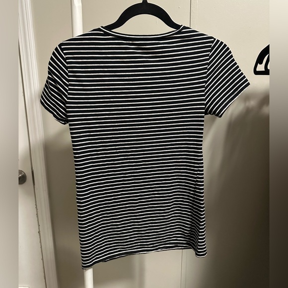 Divided H&M Women’s Black and White Striped Shortsleeved Shirt size small - Picture 3 of 3